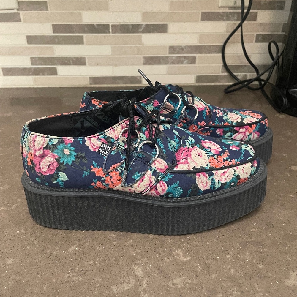 Cute TUK Mixed Floral Lace Up Platform Creepers Shoes Womans 7